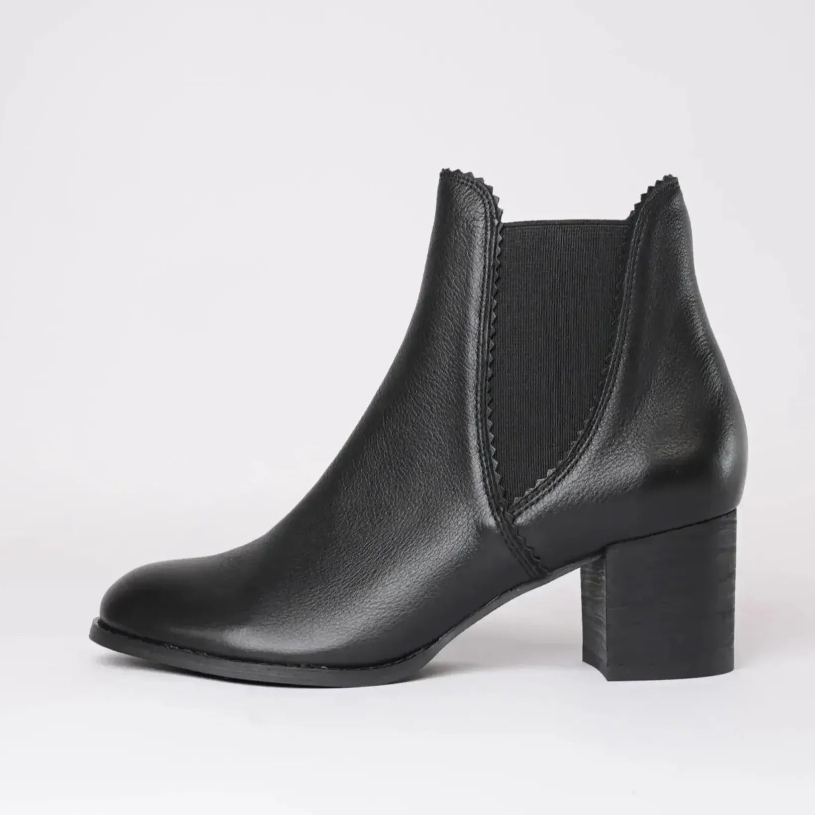 Sadore Black/Black Leather Ankle Boots, DJANGO & JULIETTE - Shouz