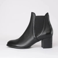 Sadore Black/Black Leather Ankle Boots, DJANGO & JULIETTE - Shouz