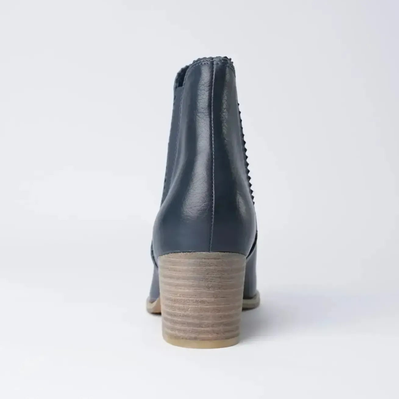 Sadore Navy Leather Ankle Boots, DJANGO & JULIETTE - Shouz