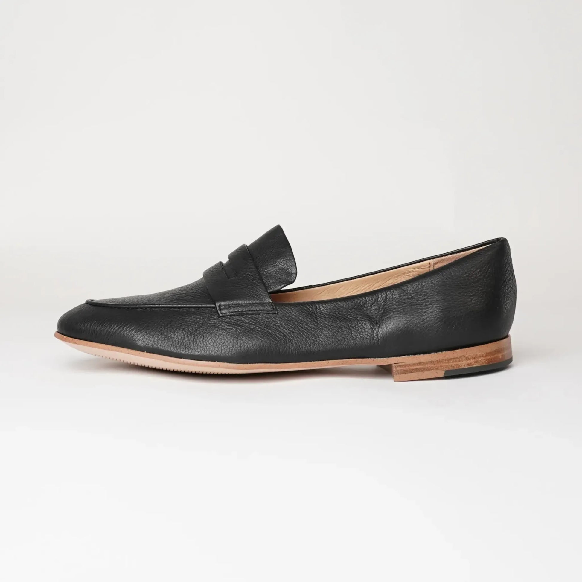 Ulani Black Leather Loafers, DJANGO & JULIETTE - Shouz