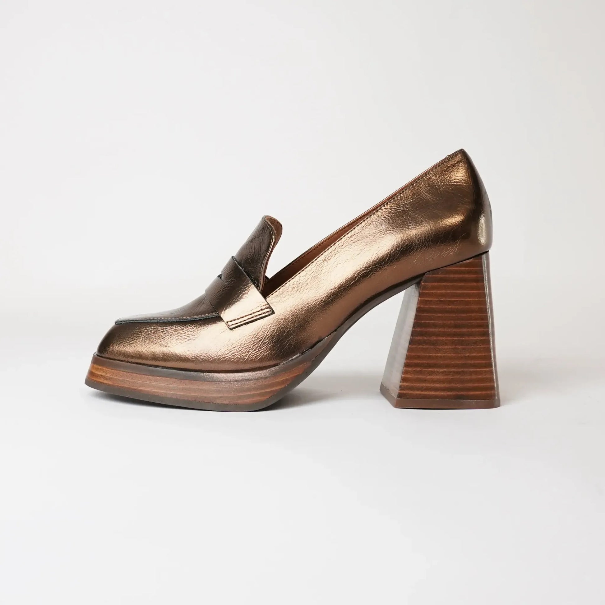 Ag-23572 Cobra Leather Heels, NEO - Shouz