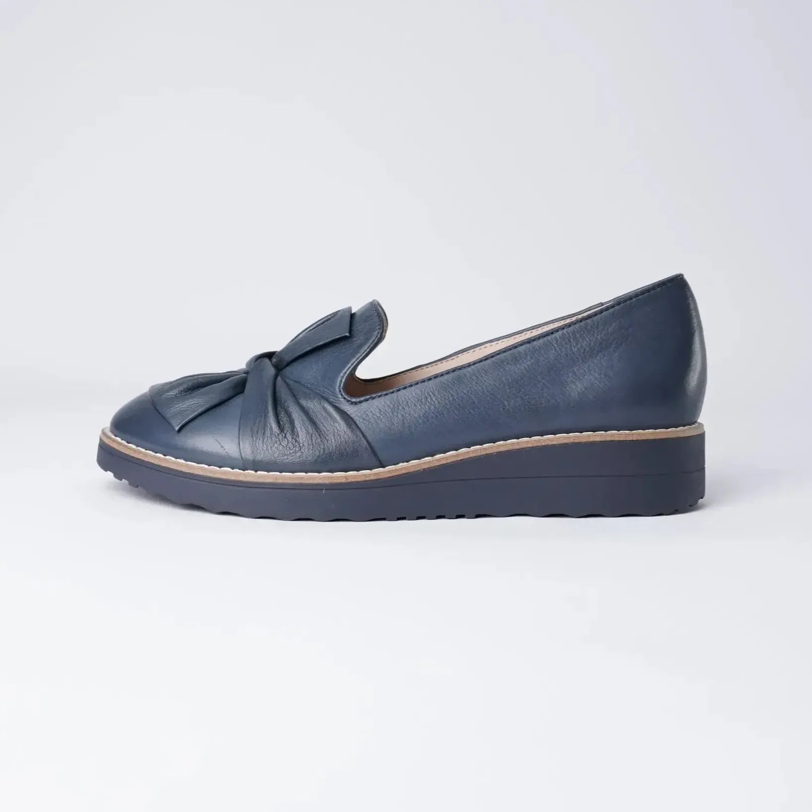 Oclem Navy/Navy Leather Loafers, TOP END - Shouz