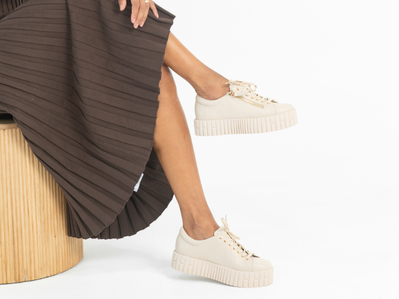 Heels, Flats or Sneakers? How to Choose the Right Shoe for Your Lifestyle