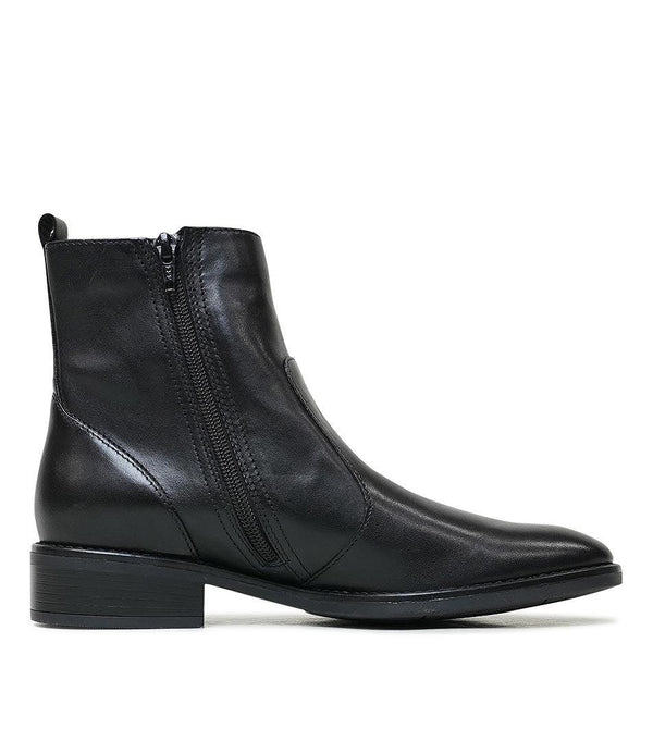 Seline Black Leather Ankle Boots - Shouz
