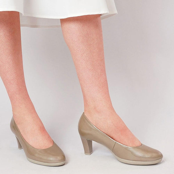 Coti Nude Patent Leather Heels - Shouz