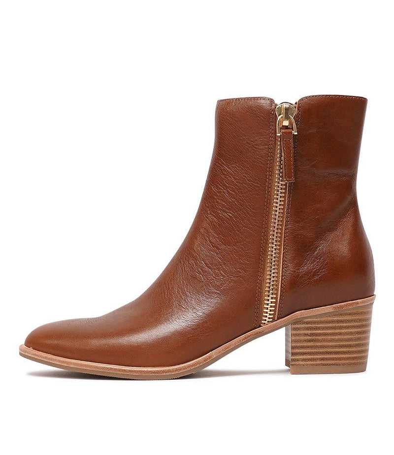 Dorete Tan Leather Ankle Boots - Shouz