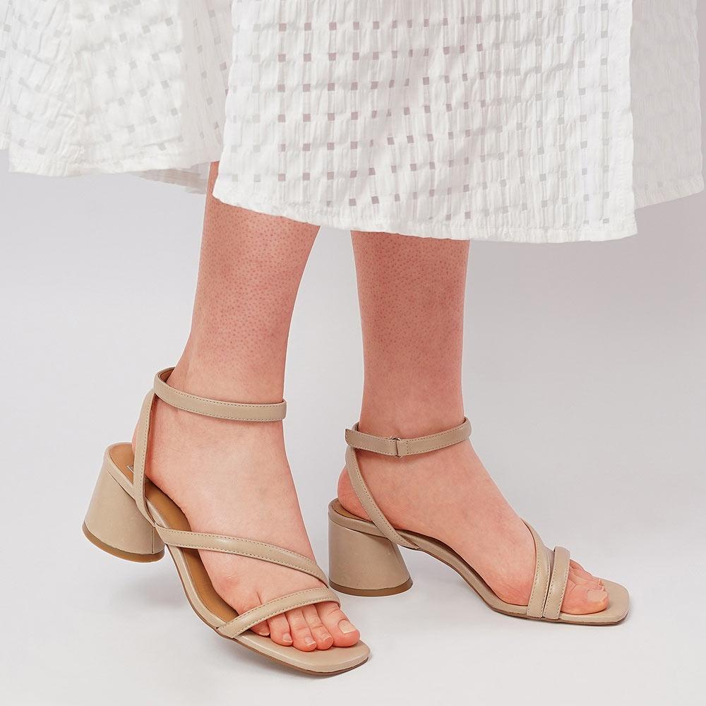 Petricia Heel in Nude Petricia Heel in Nude