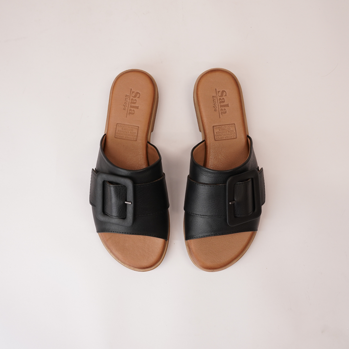 Miley Black Leather Slides - SALA | Shouz