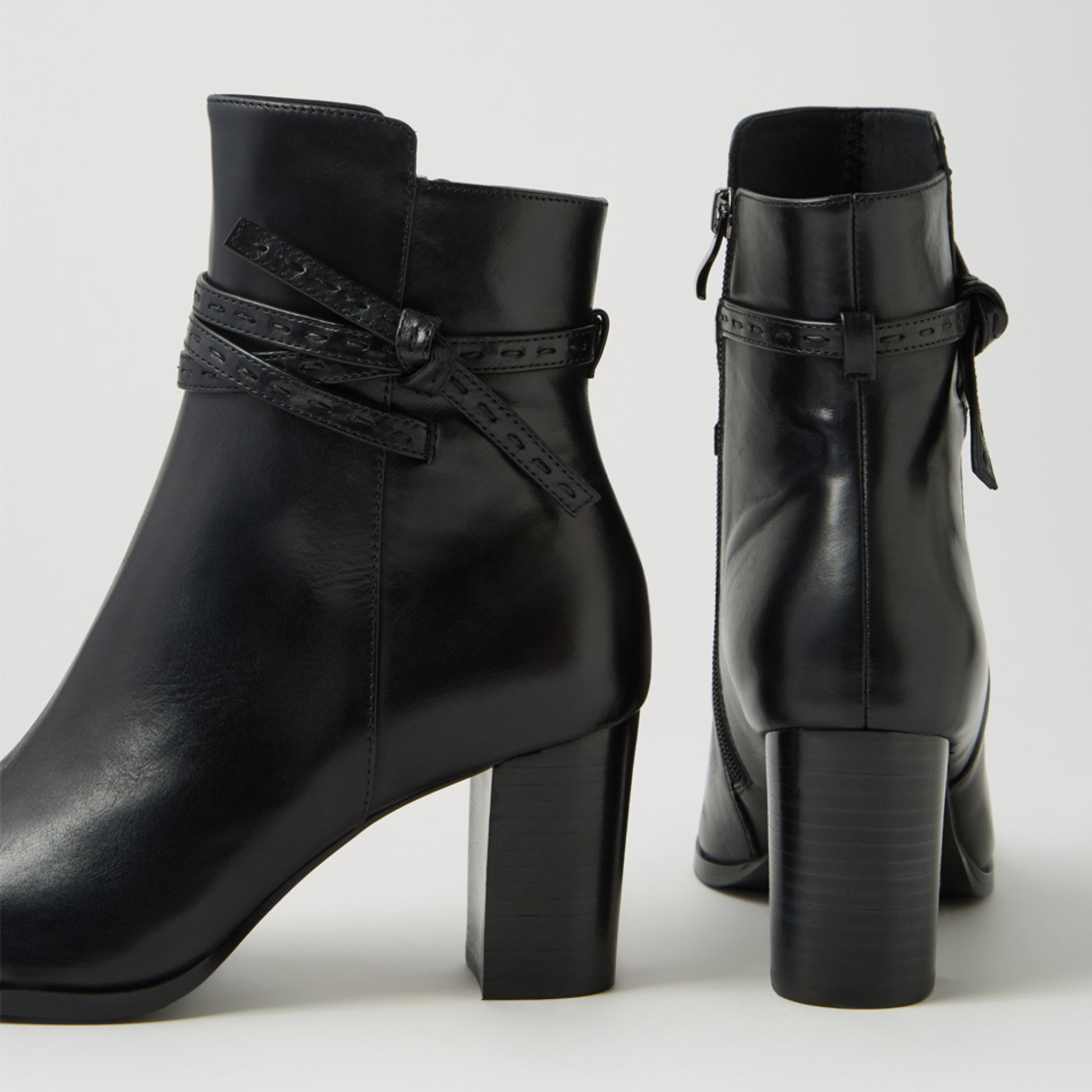 Adaire Black Leather/ Black Heel Ankle Boots - DJANGO AND JULIETTE | Shouz