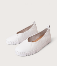 Heaton White Ballet Flats