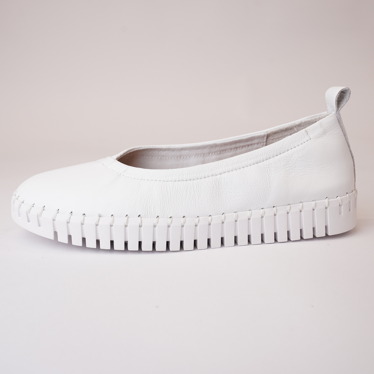 Heaton White Ballet Flats - DJANGO AND JULIETTE | Shouz