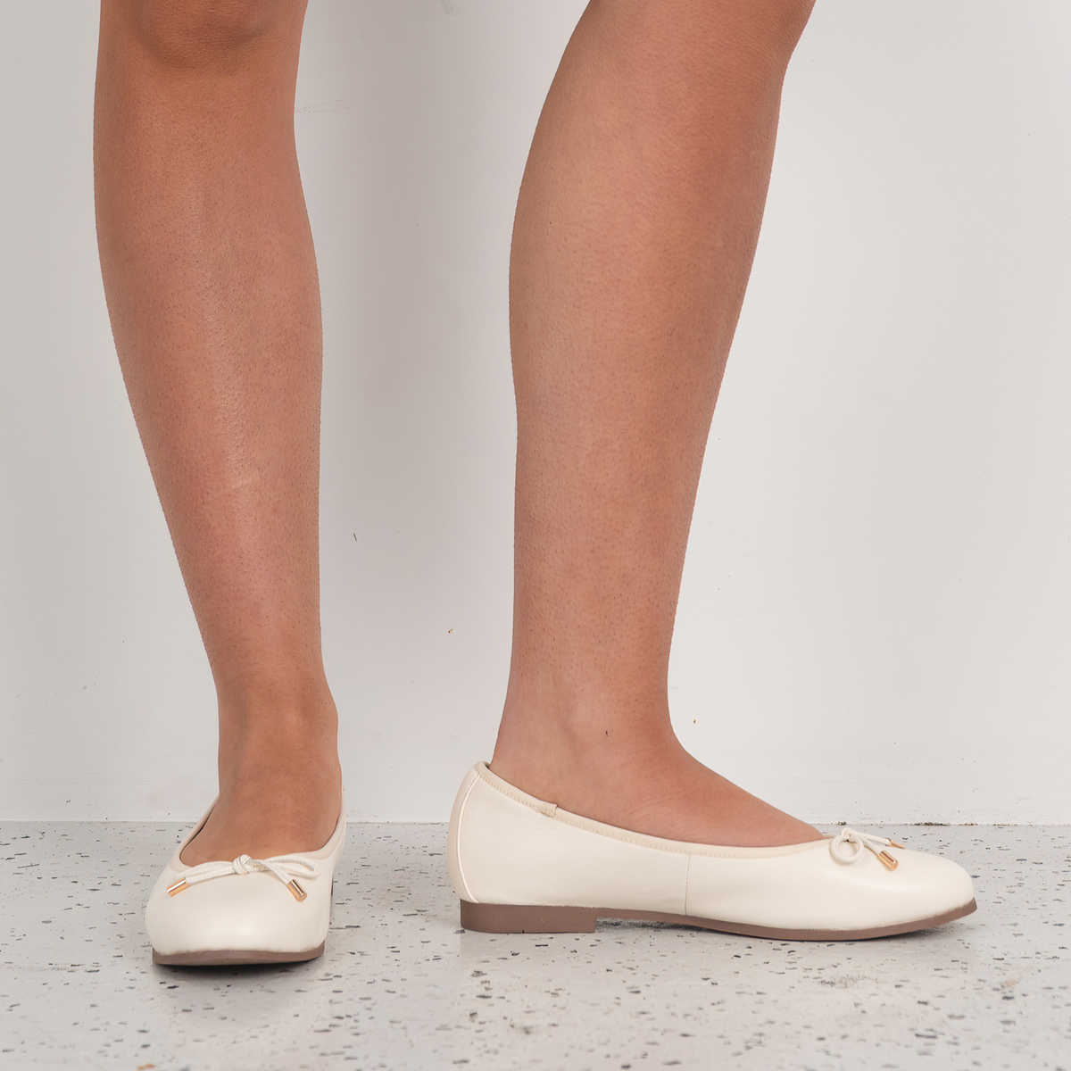Picture Nude Leather Ballet Flats - WITH GRACE | Shouz