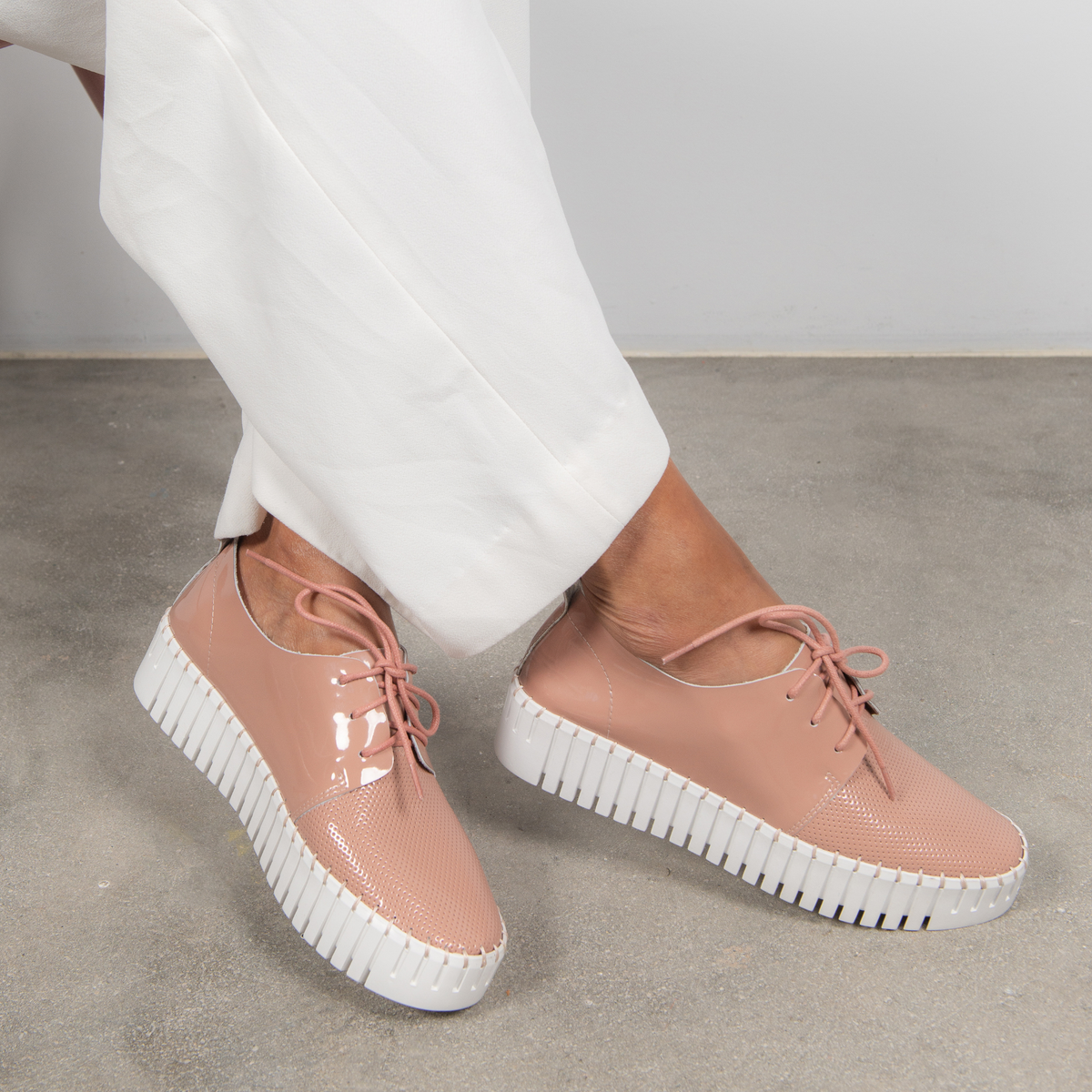 Batu Dark Cafe Patent Leather Sneakers - DJANGO AND JULIETTE | Shouz