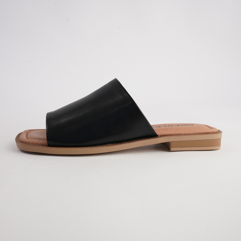 Sooty Black Leather Flats