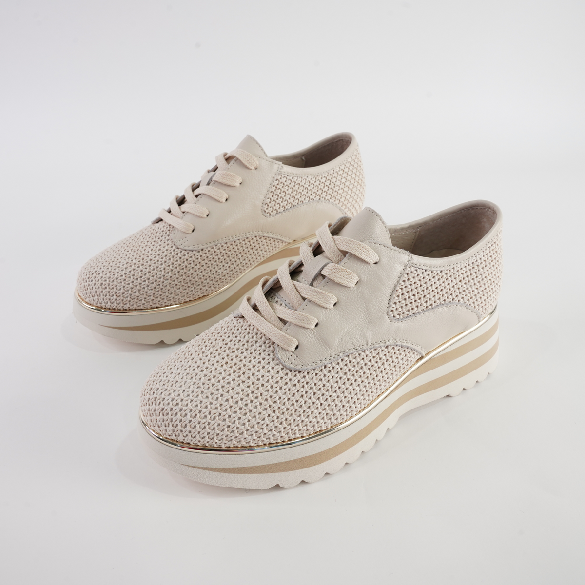 Endo Ivory Raffia/ Milk Leather Sneakers