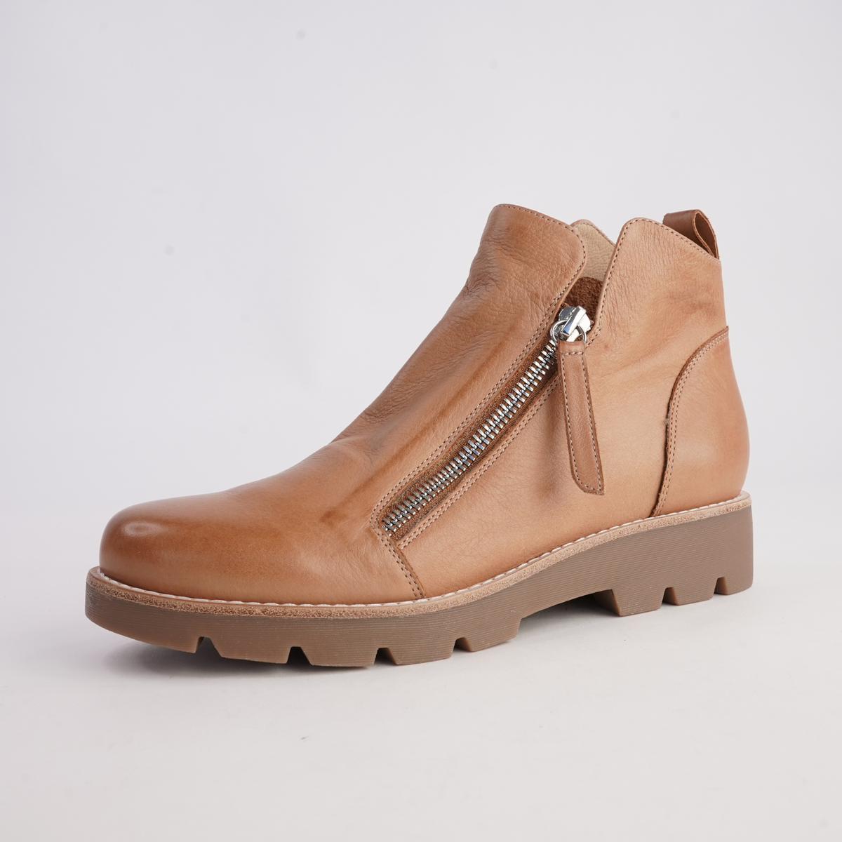 Dottiz Dark Tan/ Light Choc Sole Ankle Boots - DJANGO AND JULIETTE | Shouz
