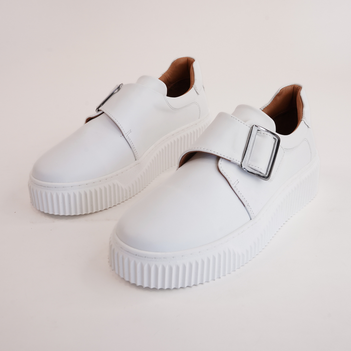 Bowie White Leather Sneakers