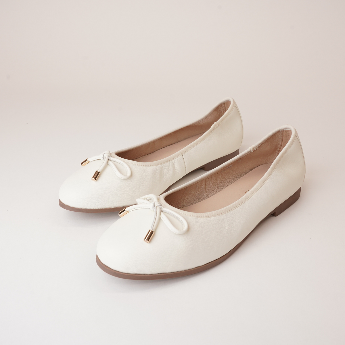 Picture Nude Leather Ballet Flats - WITH GRACE | Shouz