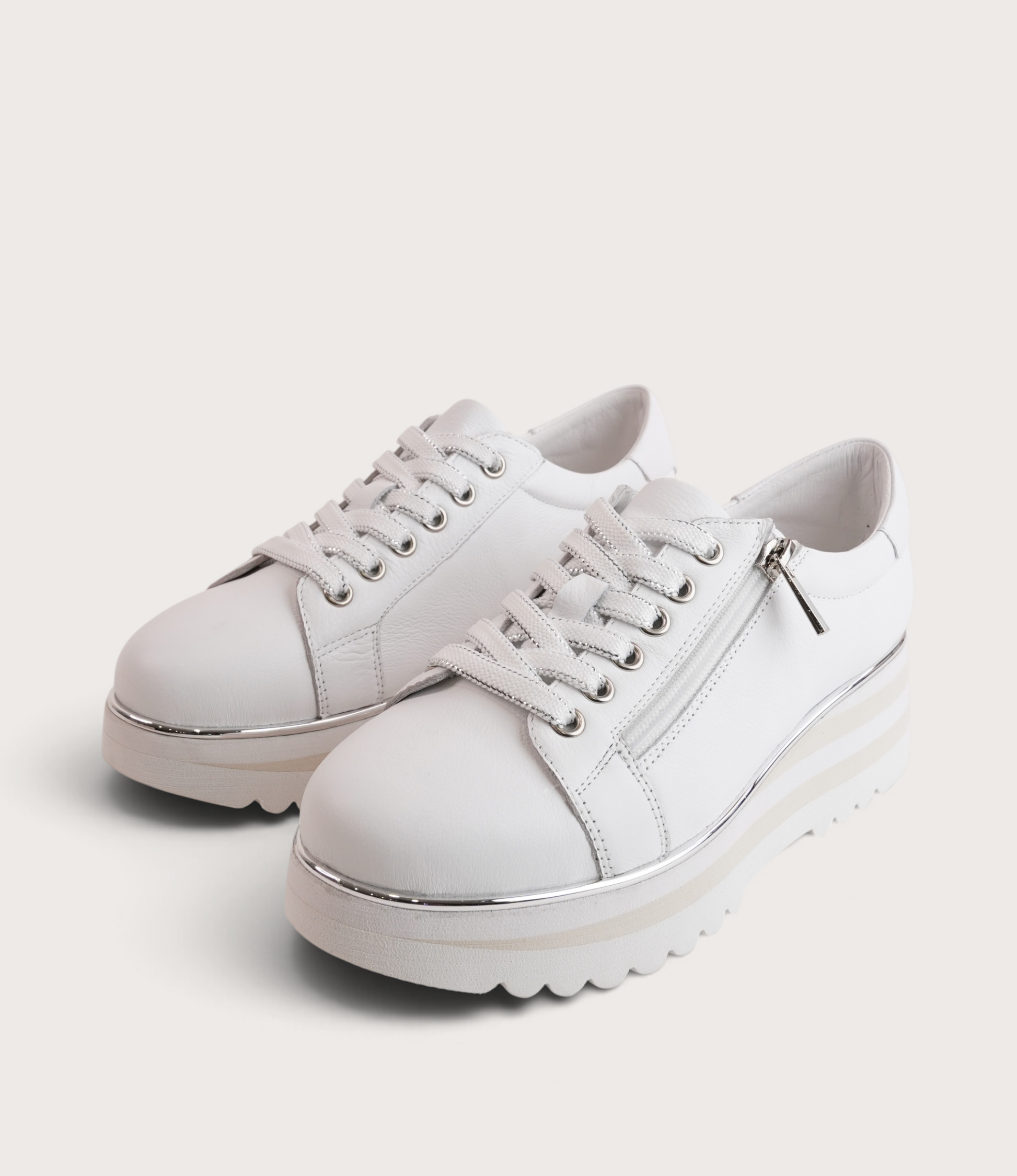 Eammes White Leather Sneakers