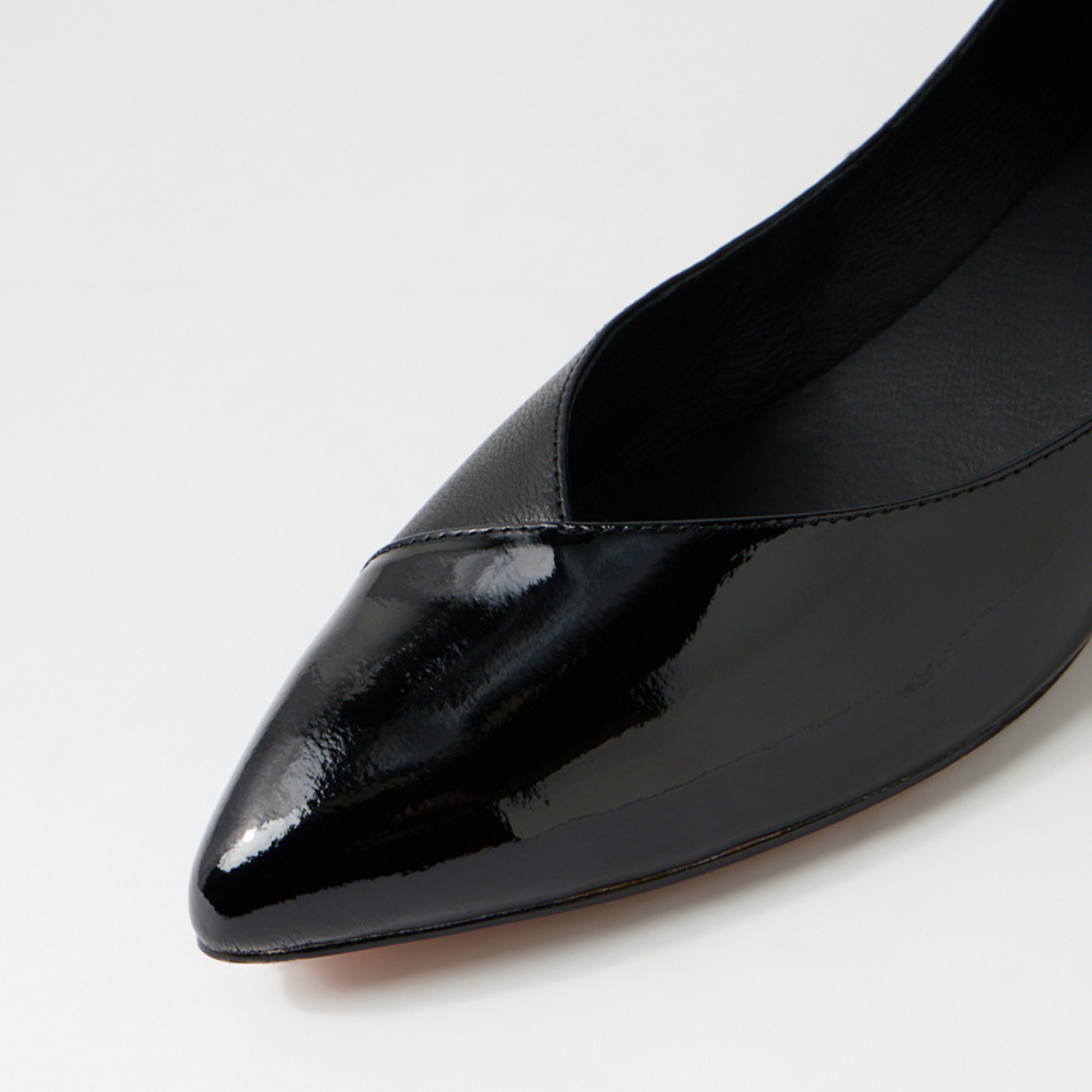 Ewa Black Patent Leather Ballet Flats - DJANGO AND JULIETTE | Shouz