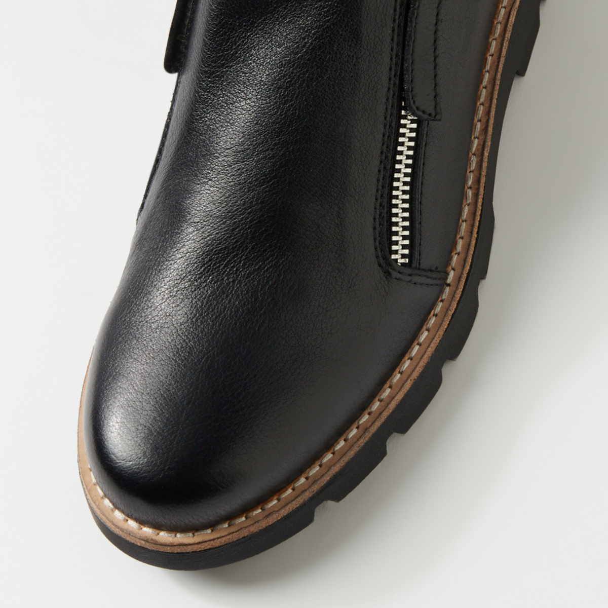 Dottiz Black Leather/ Black Sole Ankle Boots - DJANGO AND JULIETTE | Shouz