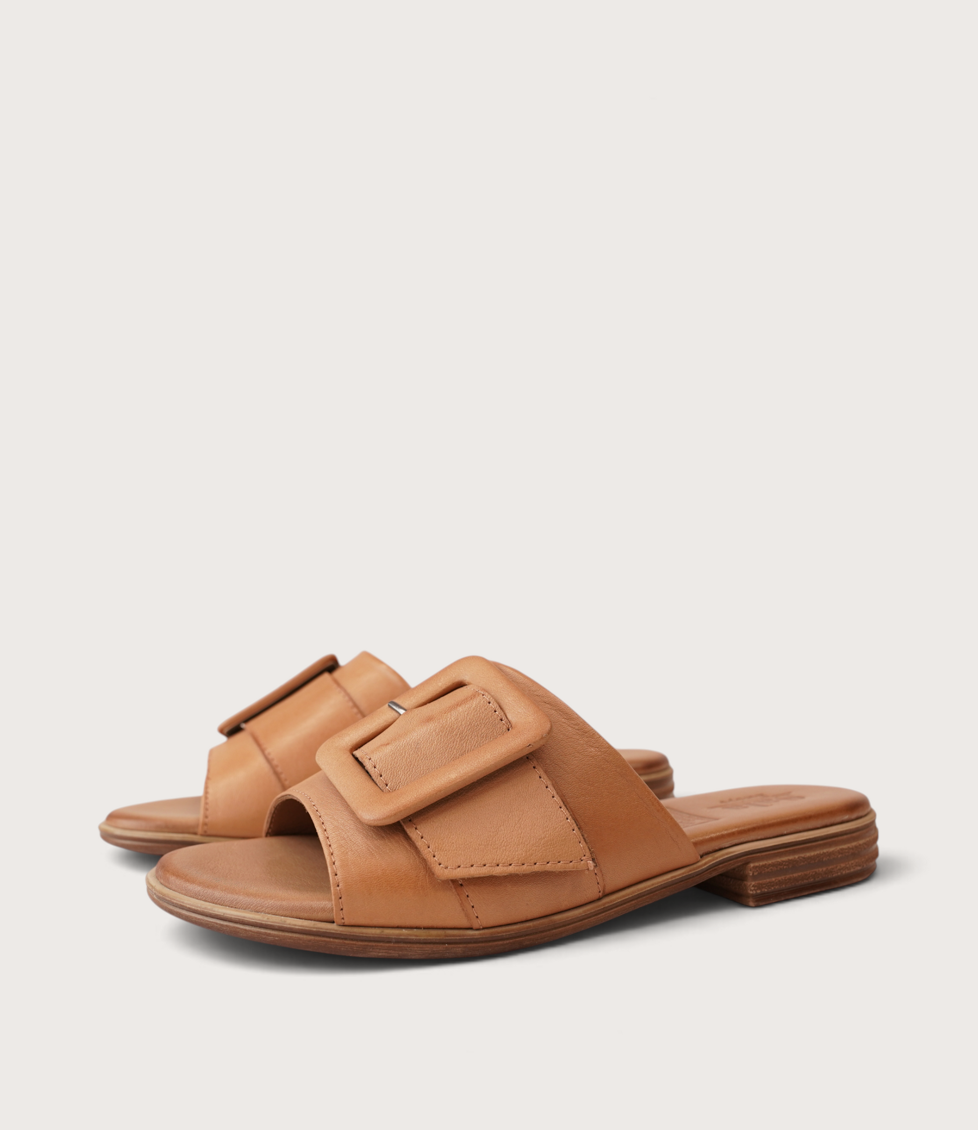 Miley Coconut Leather Slides