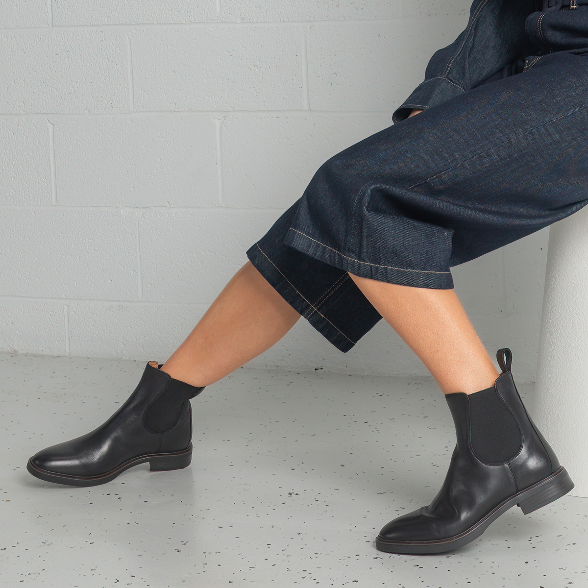 Blaik Black Leather Ankle Boots - EOS FOOTWEAR | Shouz