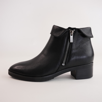 Twotimes Black/Black Heel Leather Ankle Boots