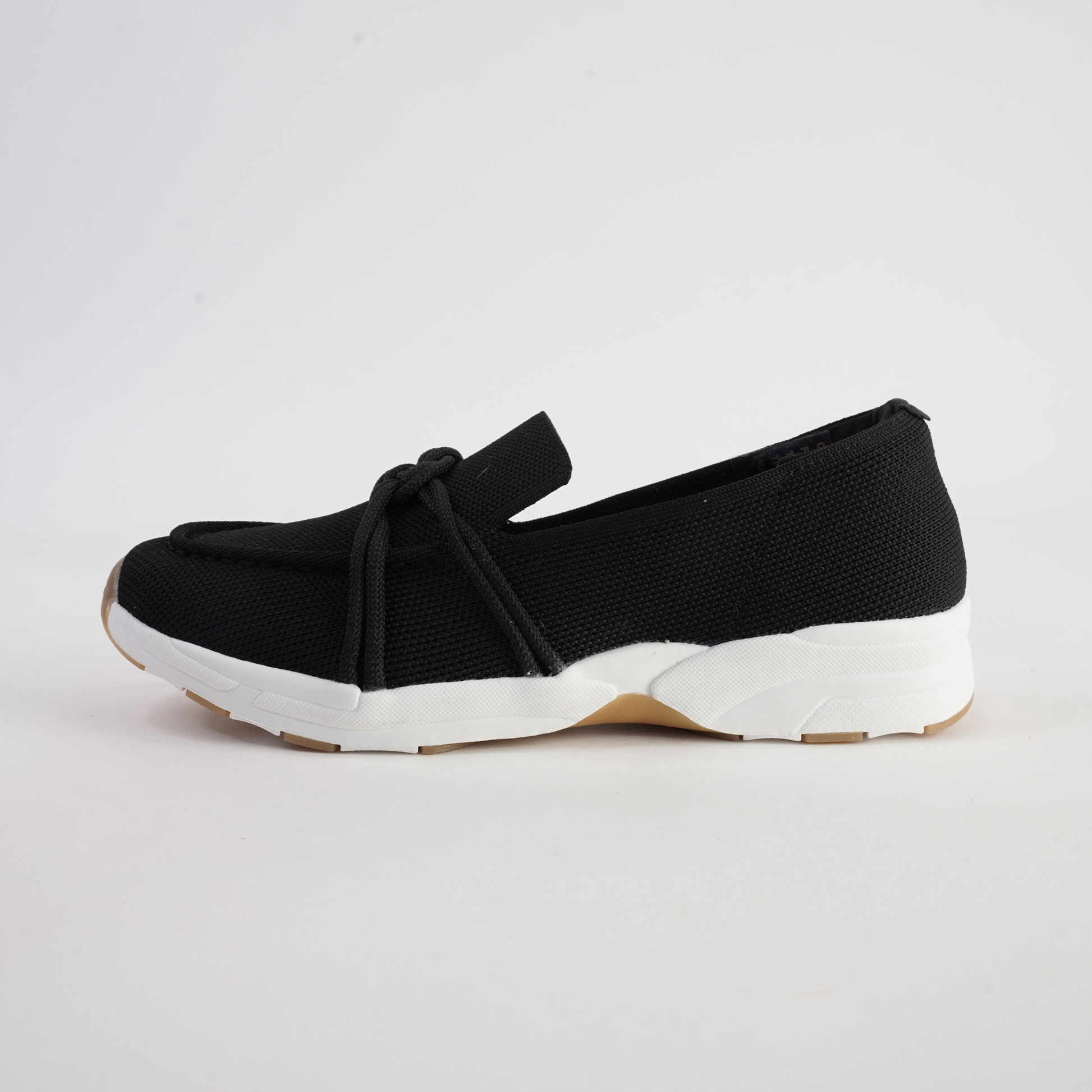 Cavi Black Loafers