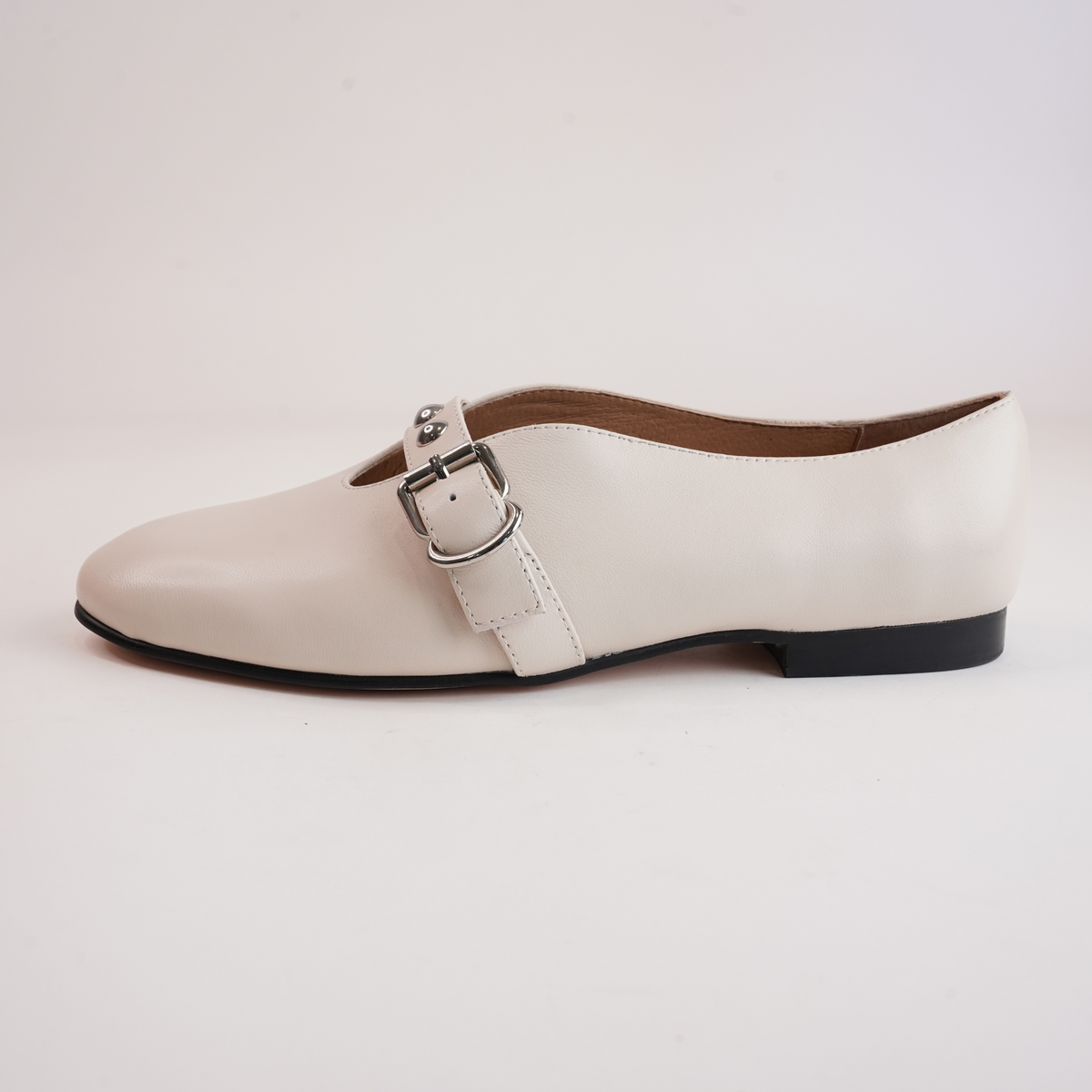 Ultrah Cream Leather Flats - MOLLINI | Shouz