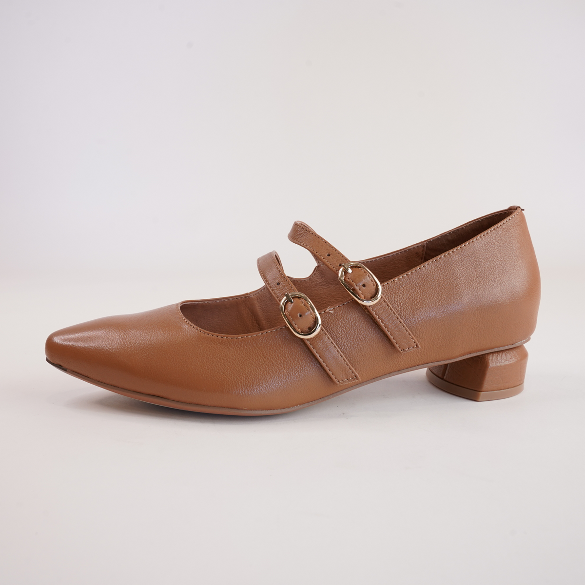 Fuela Dark Tan Leather Flats - DJANGO AND JULIETTE | Shouz