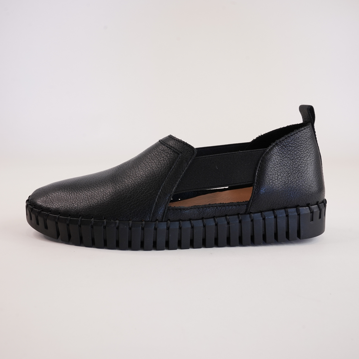 Harmless Black/ Black Sole Leather Sneakers - DJANGO AND JULIETTE | Shouz