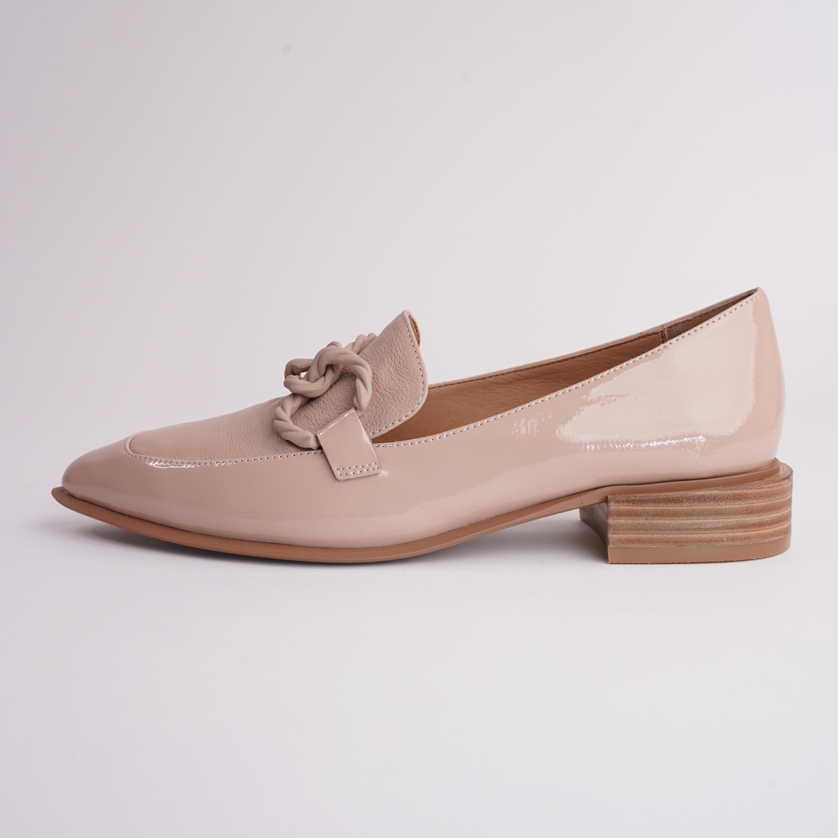 Elgin Cappuccino Patent Leather Loafers - DJANGO AND JULIETTE | Shouz