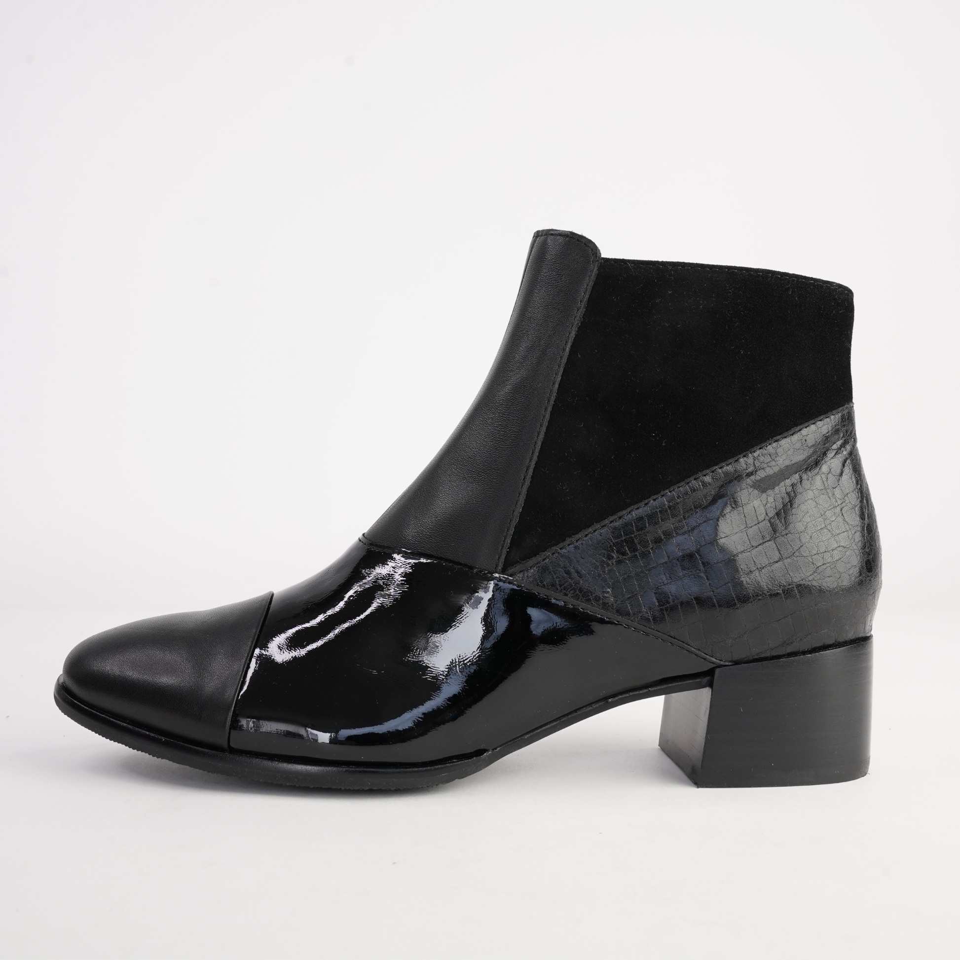 Award Black Mix Leather Ankle Boots - BRESLEY | Shouz