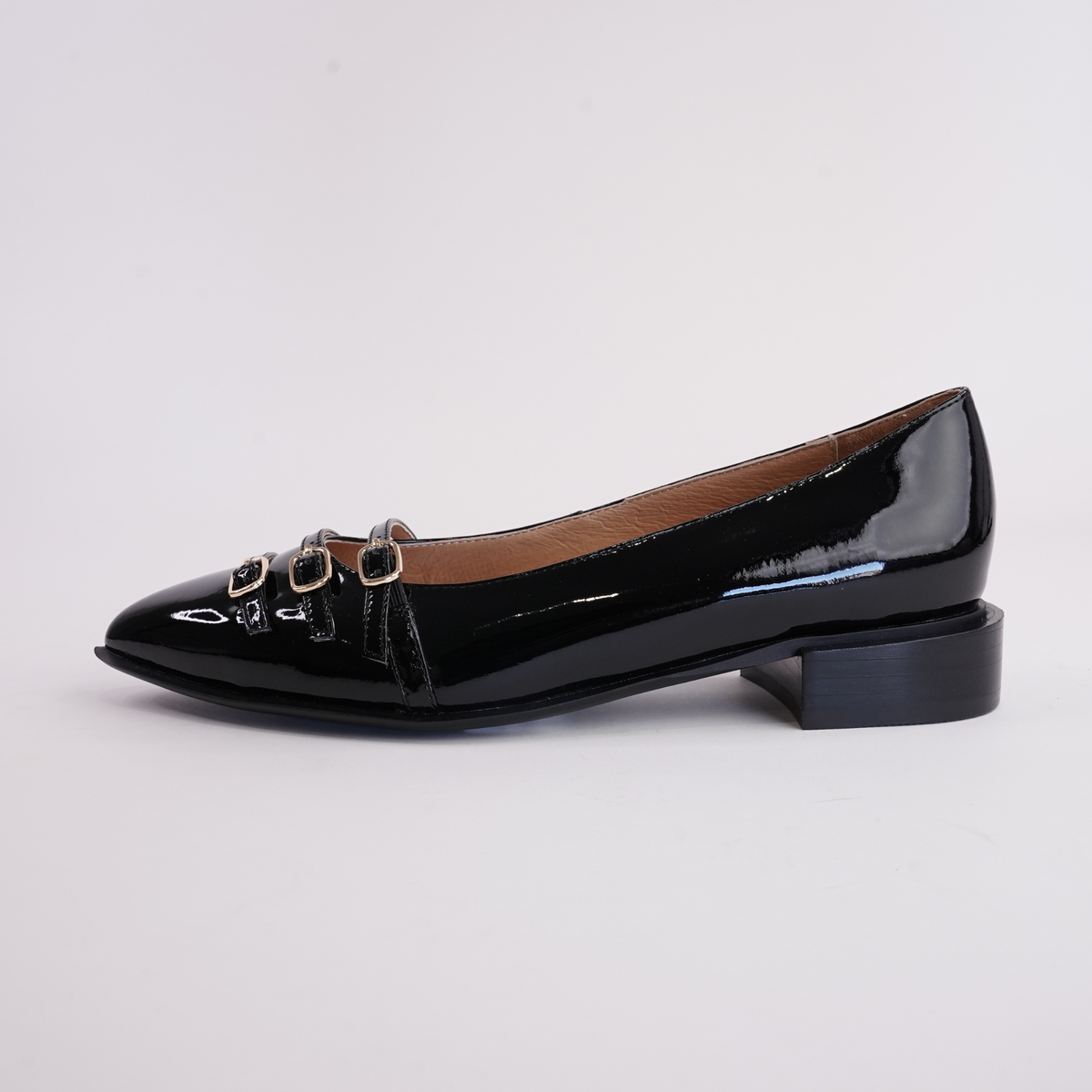 Eliora Black Patent Leather Flats - DJANGO AND JULIETTE | Shouz