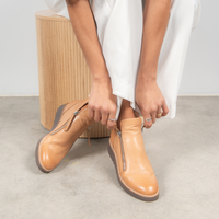 Ohmy Dark Tan/Choc Sole Leather Ankle Boots