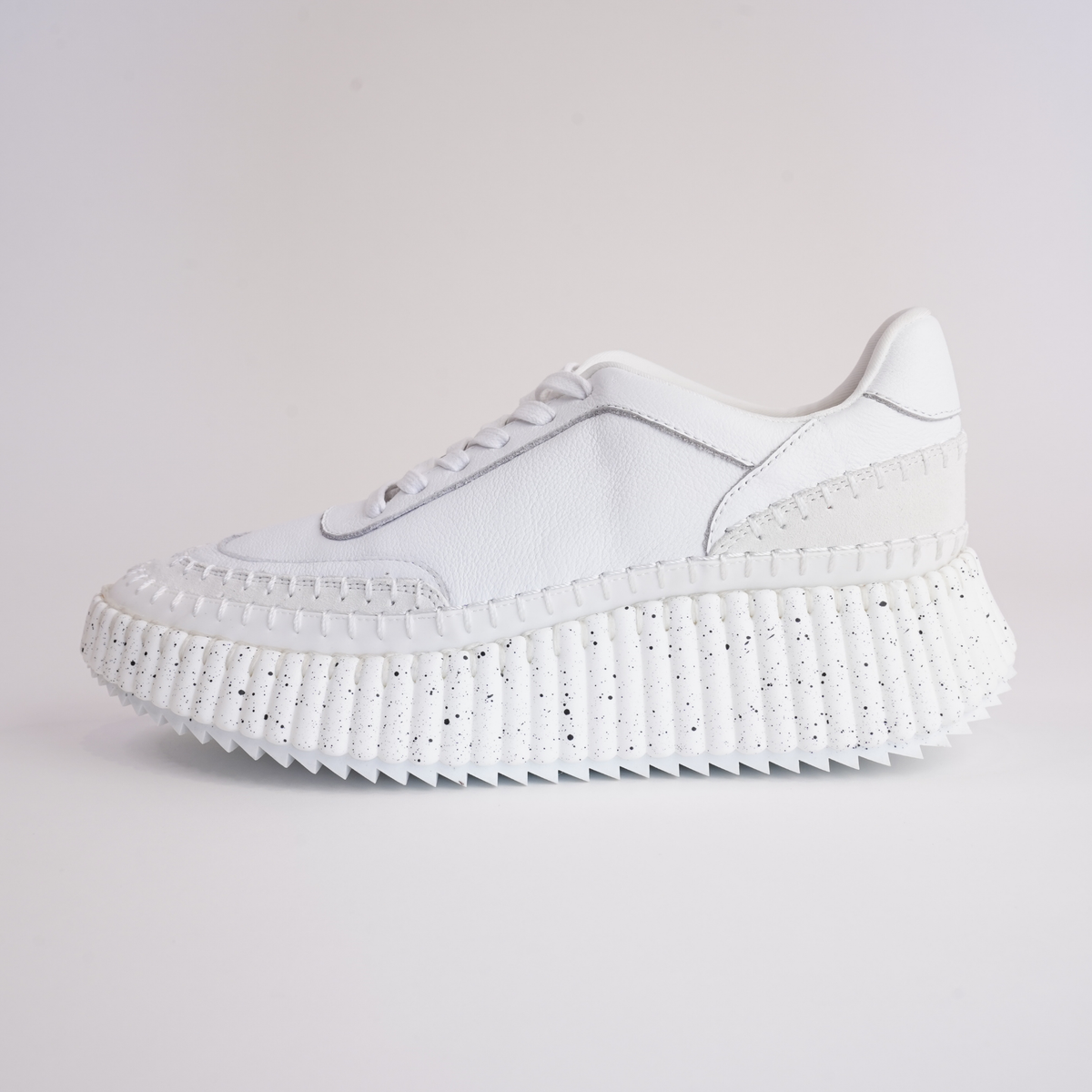 Cobus White Leather Sneakers - DJANGO AND JULIETTE | Shouz