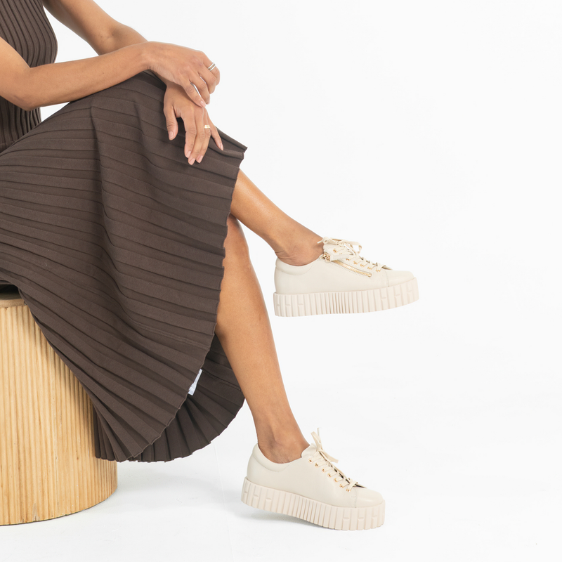 Bongoe Vanilla Leather Sneakers