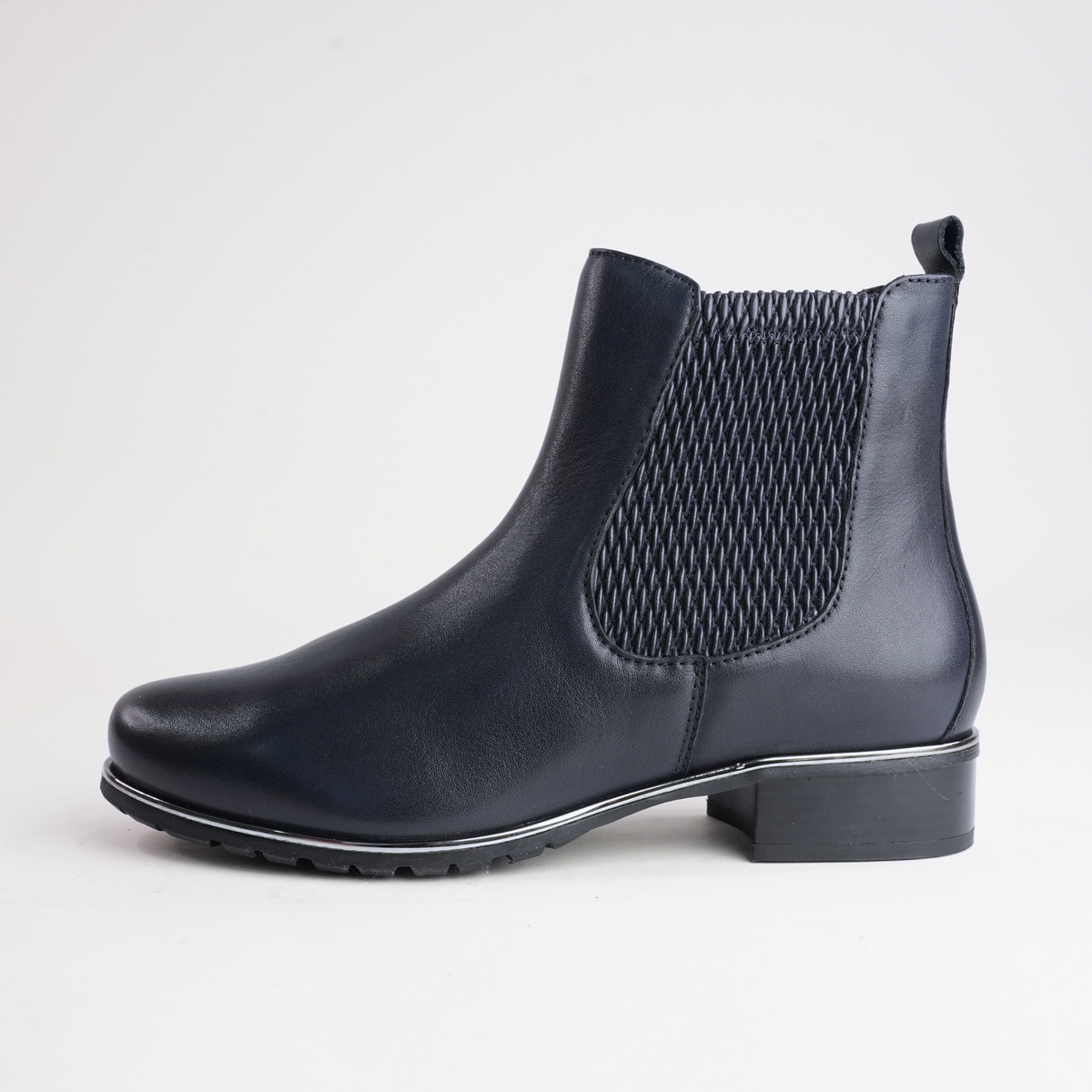 Chiara 02 Navy Leather Ankle Boots - JOSEF SEIBEL | Shouz