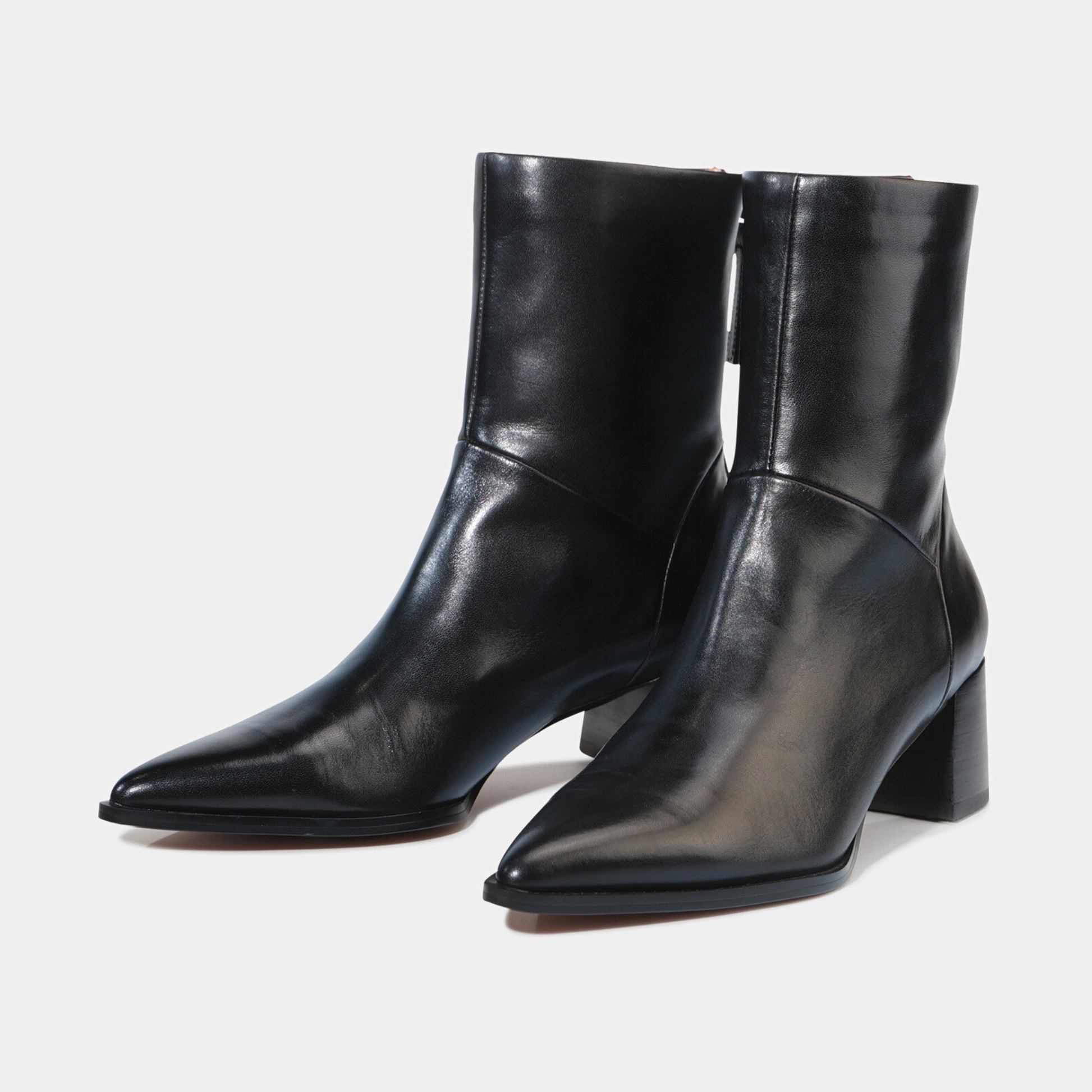 Auroa Black Leather Ankle Boots - EOS FOOTWEAR | Shouz