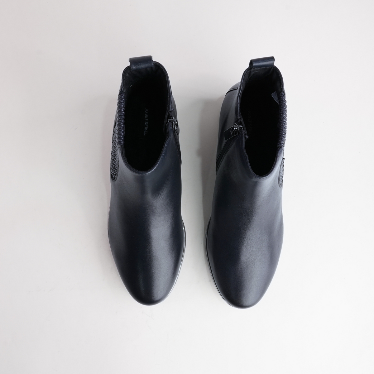 Chiara 02 Navy Leather Ankle Boots - JOSEF SEIBEL | Shouz