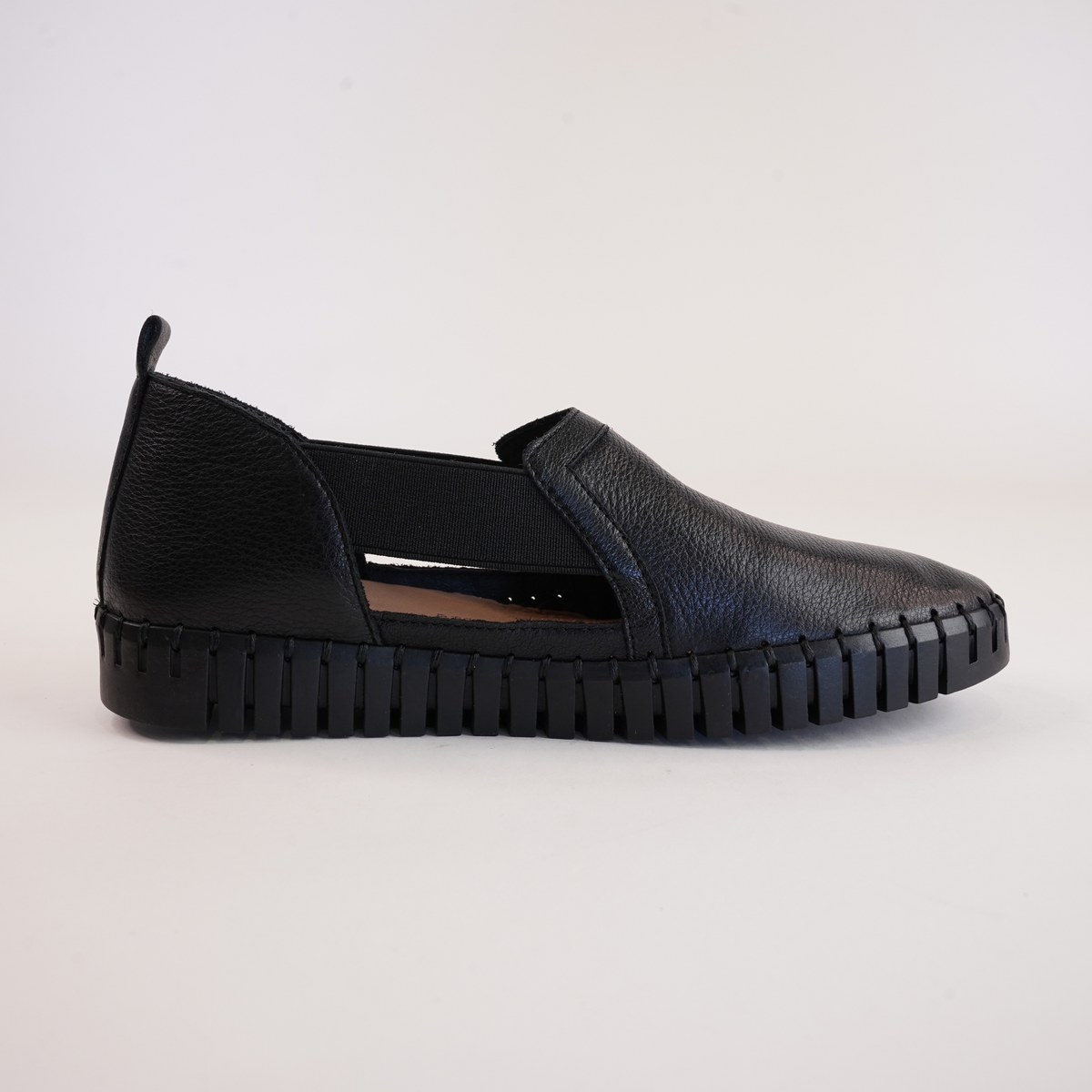 Harmless Black/ Black Sole Leather Sneakers - DJANGO AND JULIETTE | Shouz