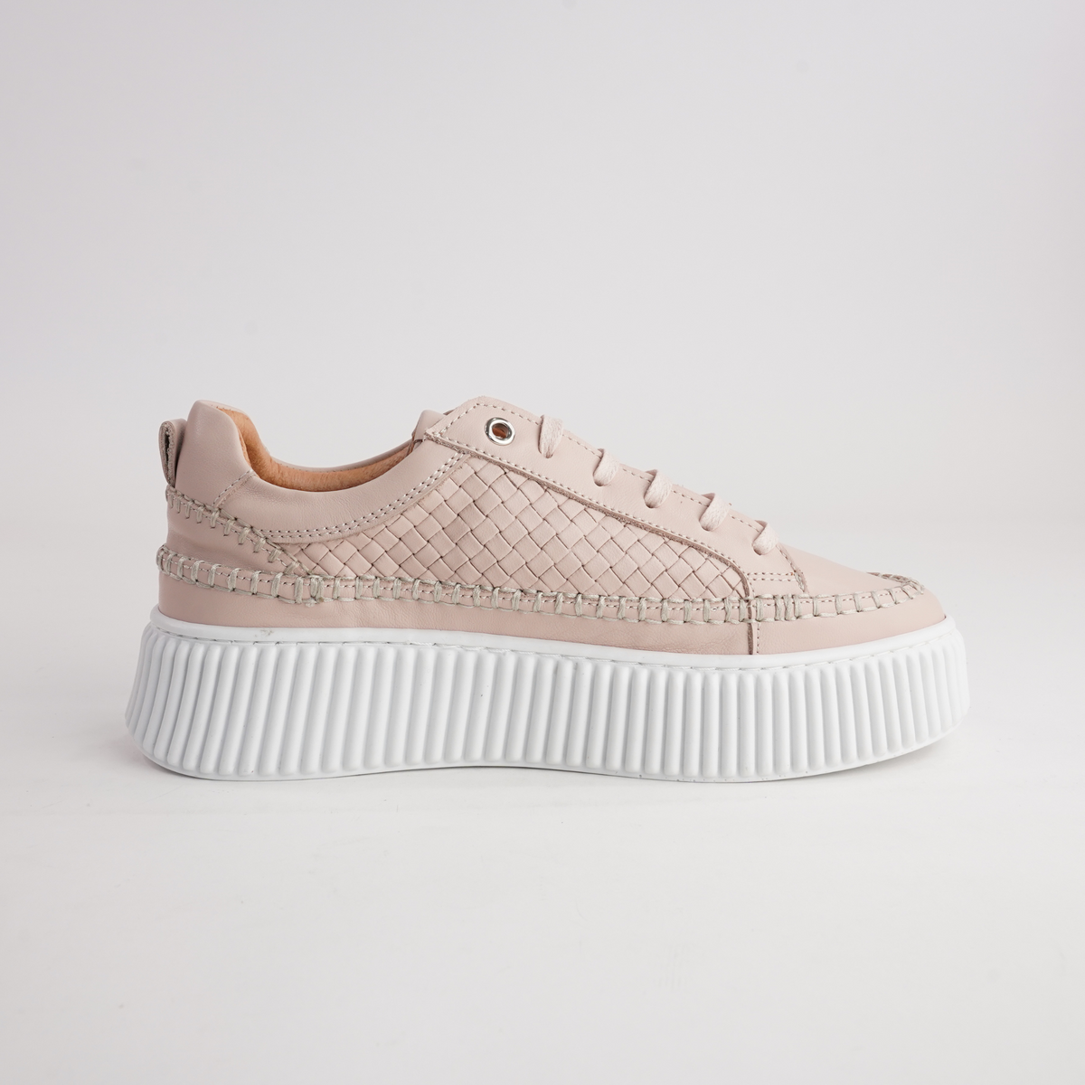 Bowler Cameo Leather Sneakers - SALA | Shouz