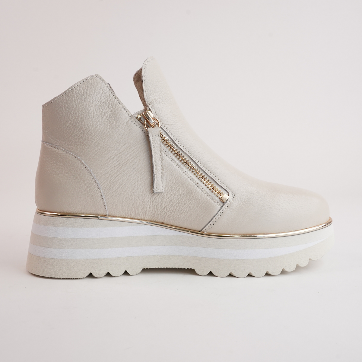 Evol Milk Leather Ankle Boots - DJANGO AND JULIETTE | Shouz