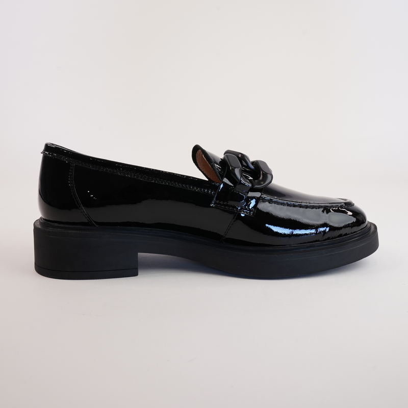 Ishie Black Patent Leather Loafers