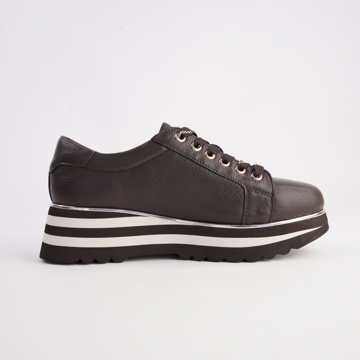 Eammes Choc/Milk Leather Sneakers