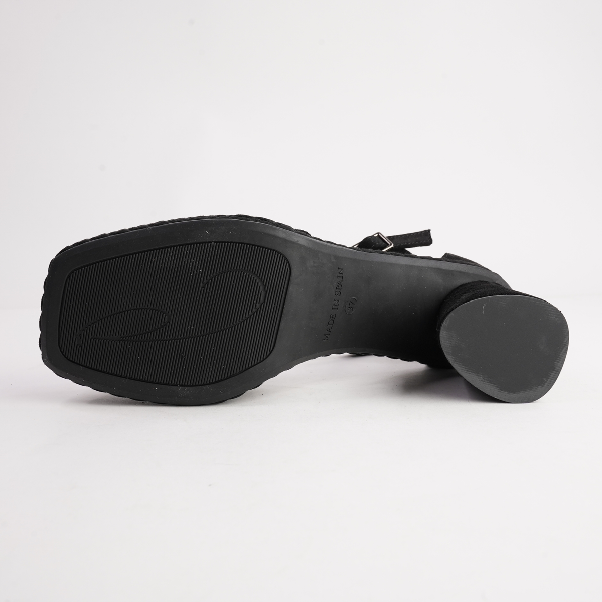 Eldon Negro Nubuck Leather Heels - GAIMO | Shouz