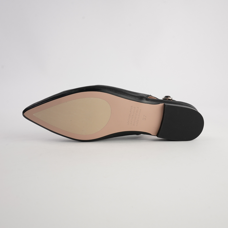 Yeska Black Leather/ Ivory Flats
