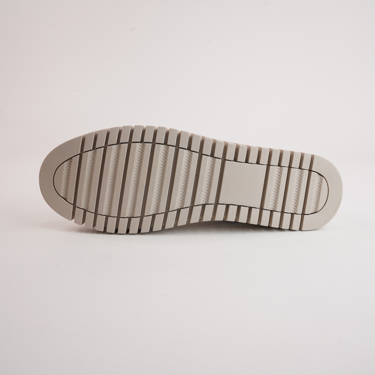 Heaton Milk/ Milk Ballet Flats - DJANGO AND JULIETTE | Shouz