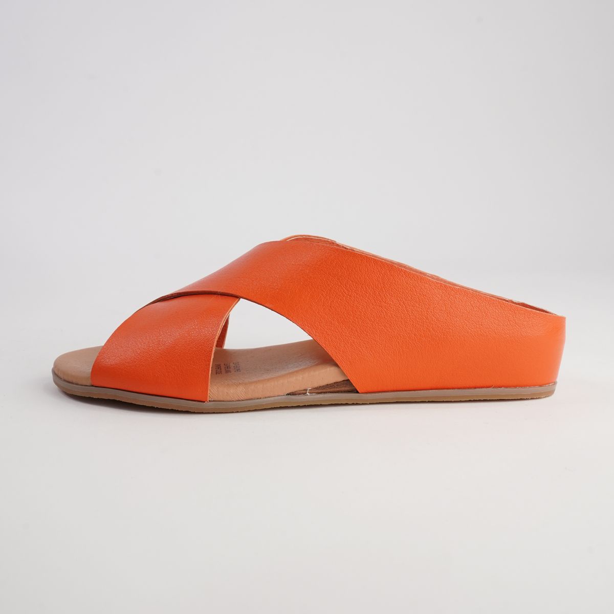 Harli New Orange Slides - DJANGO AND JULIETTE | Shouz